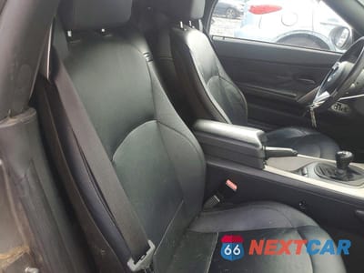 Zdjęcie 10 z 12 samochodu: 2003 BMW Z4 2.5 VIN:4USBT33403LR65602 - miniatura