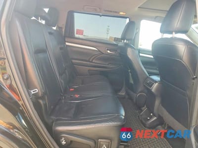 Zdjęcie 11 z 13 samochodu: 2015 TOYOTA HIGHLANDER XLE VIN:5TDJKRFH3FS141182 - miniatura