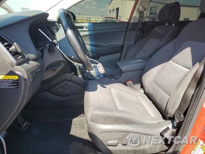 Zdjęcie 7 z 13 samochodu: 2017 HYUNDAI TUCSON VALUE VIN:KM8J33A20HU560937 - miniatura