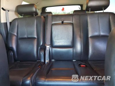Zdjęcie 10 z 13 samochodu: 2007 CHEVROLET SUBURBAN C1500 VIN:1GNFC16J57R221453 - miniatura