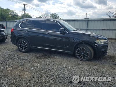 Czwarte zdjęcie samochodu z boku: 2015 BMW X5 SDRIVE35I VIN:5UXKR2C50F0H39025 - miniatura