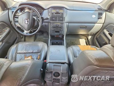 Zdjęcie 8 z 13 samochodu: 2004 HONDA PILOT EXL VIN:2HKYF18614H542281 - miniatura