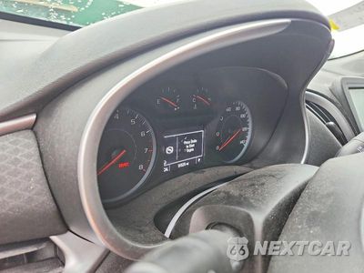 Zdjęcie 9 z 12 samochodu: 2017 CHEVROLET MALIBU LS VIN:1G1ZB5ST3HF289687 - miniatura