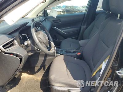 Zdjęcie 7 z 13 samochodu: 2022 TOYOTA COROLLA CROSS LE VIN:7MUCAABG2NV002899 - miniatura