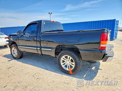 Drugie zdjęcie samochodu z przodu: 2000 CHEVROLET SILVERADO K1500 VIN:1GCEK14T0YZ101895 - miniatura