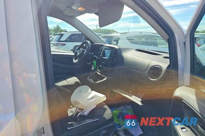 Piąte zdjęcie samochodu w środku: 2021 MERCEDES-BENZ METRIS VIN:W1YV0CEY9M3922532 - miniatura