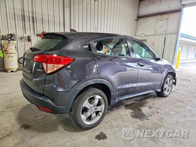 Trzecie zdjęcie samochodu z tyłu: 2018 HONDA HR-V LX VIN:3CZRU6H37JM729909 - miniatura