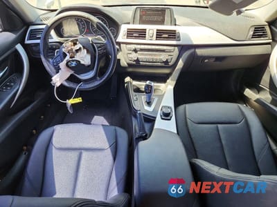 Zdjęcie 8 z 12 samochodu: 2013 BMW 328 I VIN:WBA3A5C50DF602699 - miniatura