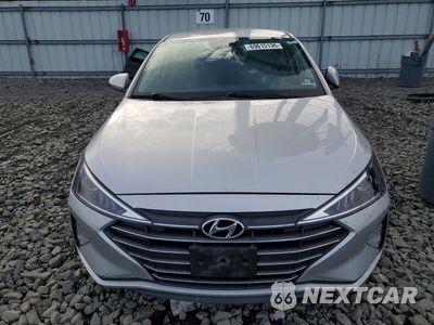 Piąte zdjęcie samochodu w środku: 2019 HYUNDAI ELANTRA SE VIN:5NPD74LF1KH467745 - miniatura