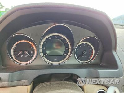 Zdjęcie 9 z 12 samochodu: 2010 MERCEDES-BENZ C 300 4MATIC VIN:WDDGF8BBXAR128131 - miniatura