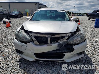 Piąte zdjęcie samochodu w środku: 2016 NISSAN ALTIMA 2.5 S VIN:1N4AL3AP2GN333621 - miniatura