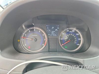 Zdjęcie 9 z 12 samochodu: 2014 HYUNDAI ACCENT GLS VIN:KMHCT4AE4EU589118 - miniatura
