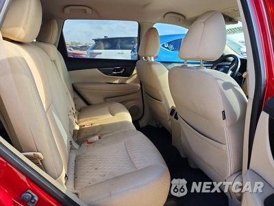 Zdjęcie 10 z 13 samochodu: 2017 NISSAN ROGUE SV VIN:JN8AT2MT7HW398526 - miniatura