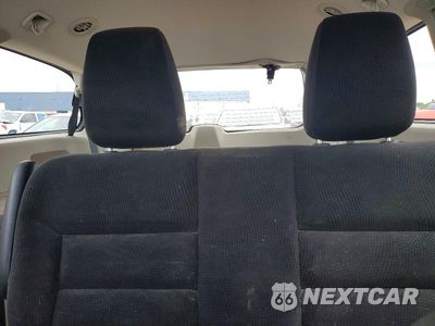 Zdjęcie 10 z 13 samochodu: 2018 DODGE GRAND CARAVAN SE VIN:2C4RDGBG5JR320131 - miniatura