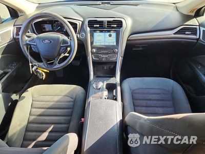 Zdjęcie 8 z 12 samochodu: 2017 FORD FUSION SE VIN:3FA6P0HD9HR180707 - miniatura