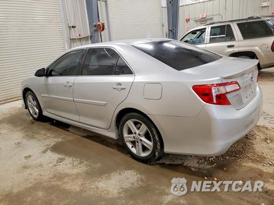 Drugie zdjęcie samochodu z przodu: 2012 TOYOTA CAMRY SE VIN:4T1BF1FK7CU060677 - miniatura