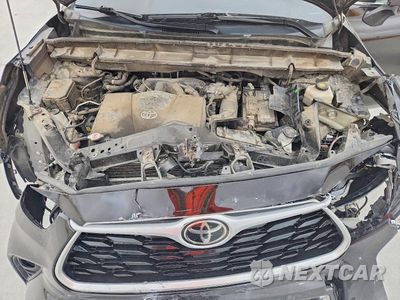 Zdjęcie 12 z 13 samochodu: 2022 TOYOTA HIGHLANDER XLE VIN:5TDGZRAH0NS106112 - miniatura