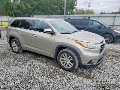 Czwarte zdjęcie samochodu z boku: 2015 TOYOTA HIGHLANDER LE VIN:5TDBKRFH1FS165470 - miniatura