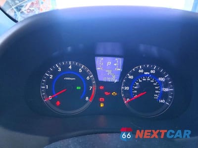 Zdjęcie 9 z 12 samochodu: 2016 HYUNDAI ACCENT SE VIN:KMHCT4AE1GU043511 - miniatura
