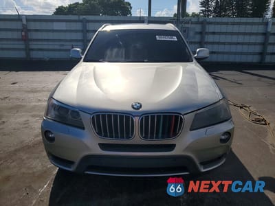 Piąte zdjęcie samochodu w środku: 2011 BMW X3 XDRIVE35I VIN:5UXWX7C56BLL15102 - miniatura