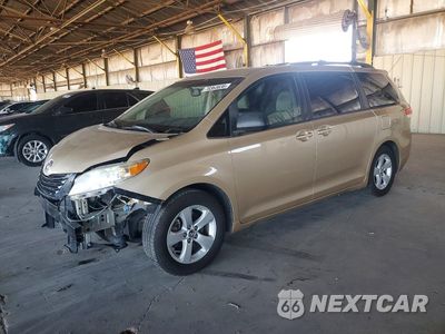 2013 TOYOTA SIENNA LE 5TDKK3DC2DS300201 - główne zdjęcie licytacji z USA - miniatura