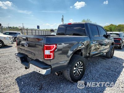 Trzecie zdjęcie samochodu z tyłu: 2019 FORD F150 SUPERCREW VIN:1FTEW1C46KKE49943 - miniatura