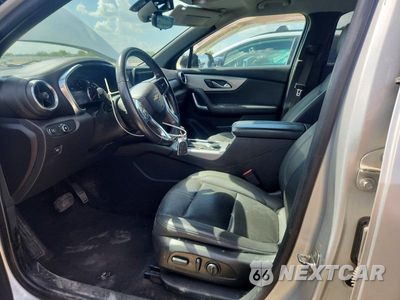 Zdjęcie 7 z 13 samochodu: 2021 CHEVROLET BLAZER 3LT VIN:3GNKBDR46MS545254 - miniatura