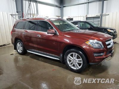 Czwarte zdjęcie samochodu z boku: 2015 MERCEDES-BENZ GL 450 4MATIC VIN:4JGDF6EE7FA494234 - miniatura