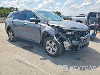 Czwarte zdjęcie samochodu z boku: 2022 KIA SORENTO LX VIN:5XYRGDLC9NG110594 - miniatura