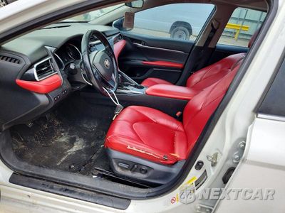 Zdjęcie 7 z 12 samochodu: 2018 TOYOTA CAMRY VIN:4T1B11HK4JU600088 - miniatura