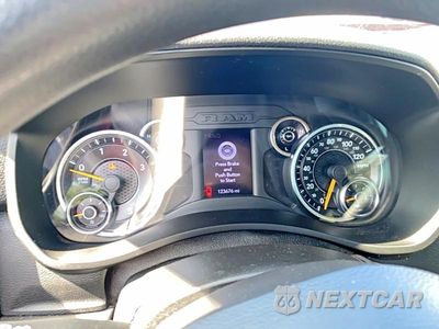 Zdjęcie 8 z 10 samochodu: 2020 RAM 3500 VIN:3C7WRTCL0LG106166 - miniatura