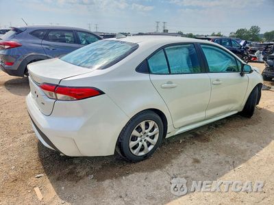 Trzecie zdjęcie samochodu z tyłu: 2021 TOYOTA COROLLA LE VIN:5YFEPMAE9MP172008 - miniatura
