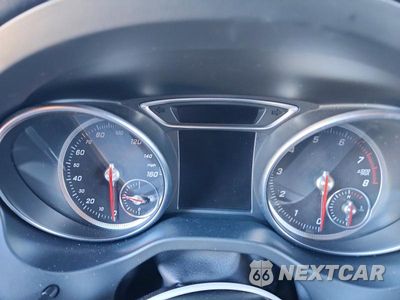 Zdjęcie 9 z 13 samochodu: 2019 MERCEDES-BENZ CLA 250 VIN:WDDSJ4EB2KN755539 - miniatura
