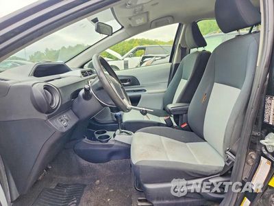 Zdjęcie 7 z 12 samochodu: 2012 TOYOTA PRIUS C TWO VIN:JTDKDTB34C1510064 - miniatura