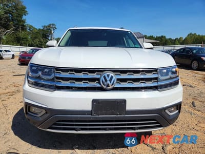Piąte zdjęcie samochodu w środku: 2018 VOLKSWAGEN ATLAS SEL PREMIUM VIN:1V2NR2CA0JC575581 - miniatura