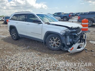 Czwarte zdjęcie samochodu z boku: 2025 JEEP GRAND CHEROKEE LIMITED VIN:1C4RJHBG3S8659403 - miniatura
