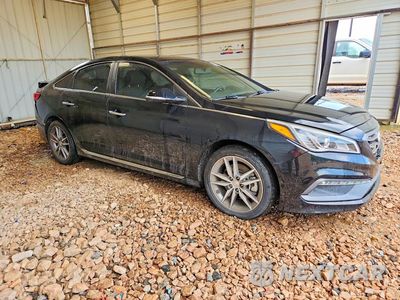 Czwarte zdjęcie samochodu z boku: 2015 HYUNDAI SONATA SPORT 2.0T VIN:5NPE34AB4FH086624 - miniatura