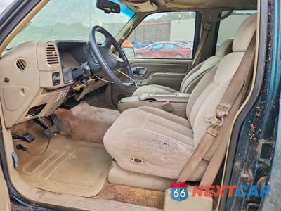 Zdjęcie 7 z 14 samochodu: 1996 GMC YUKON VIN:1GKEK13R6TJ734189 - miniatura