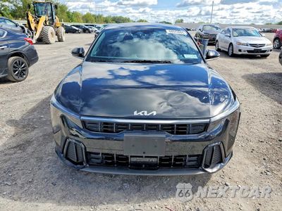 Piąte zdjęcie samochodu w środku: 2025 KIA K4 GT LINE VIN:3KPFW4DE3SE177657 - miniatura