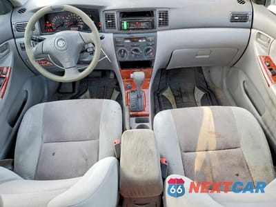 Zdjęcie 8 z 12 samochodu: 2008 TOYOTA COROLLA CE VIN:1NXBR32E28Z990903 - miniatura