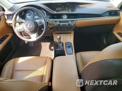 Zdjęcie 8 z 12 samochodu: 2018 LEXUS ES 350 VIN:58ABK1GG7JU099538 - miniatura