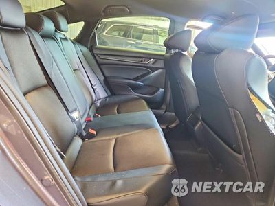 Zdjęcie 10 z 12 samochodu: 2018 HONDA ACCORD SPORT VIN:1HGCV1F36JA028663 - miniatura