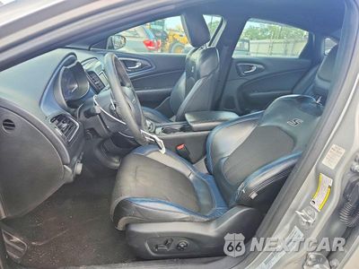 Zdjęcie 7 z 12 samochodu: 2015 CHRYSLER 200 S VIN:1C3CCCBB7FN747437 - miniatura
