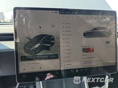 Zdjęcie 9 z 13 samochodu: 2026 TESLA MODEL Y VIN:7SAYGDEE2TA382791 - miniatura
