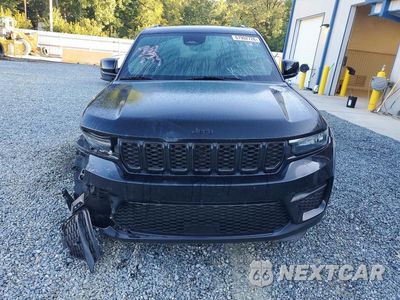 Piąte zdjęcie samochodu w środku: 2023 JEEP GRAND CHEROKEE LAREDO VIN:1C4RJHAG2PC515590 - miniatura