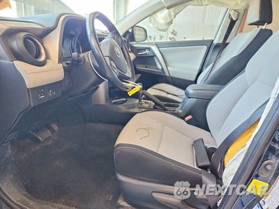 Zdjęcie 7 z 13 samochodu: 2017 TOYOTA RAV4 HYBRID XLE VIN:JTMRJREV3HD109750 - miniatura