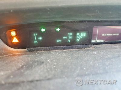 Zdjęcie 9 z 12 samochodu: 2010 TOYOTA PRIUS III VIN:JTDKN3DU3A5115124 - miniatura