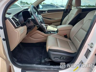 Zdjęcie 7 z 12 samochodu: 2021 HYUNDAI TUCSON LIMITED VIN:KM8J33AL2MU292329 - miniatura