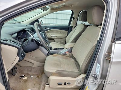 Zdjęcie 7 z 13 samochodu: 2016 FORD ESCAPE SE VIN:1FMCU9G92GUC52356 - miniatura