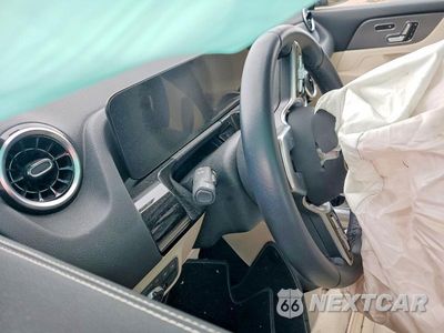 Zdjęcie 9 z 12 samochodu: 2023 MERCEDES-BENZ GLA 250 4MATIC VIN:W1N4N4HBXPJ421009 - miniatura